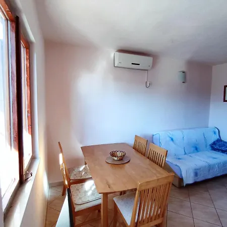 Studio Apartment * Rogoznica (Sibenik-Knin)