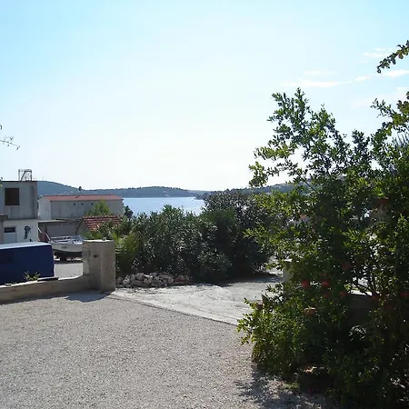 Studio Apartment Διαμέρισμα *