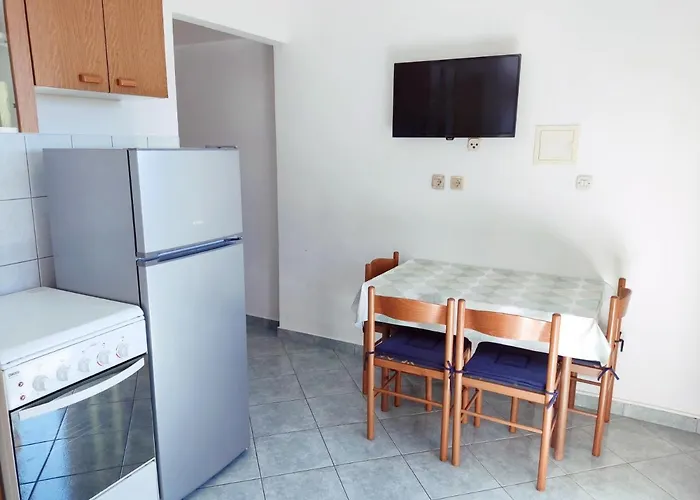 公寓 Studio Apartment *